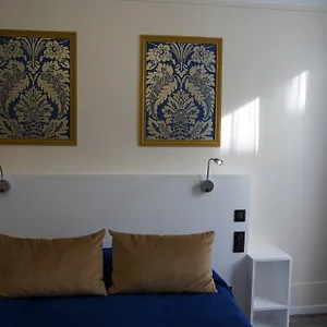 ** Hotel Montpensier Franţa